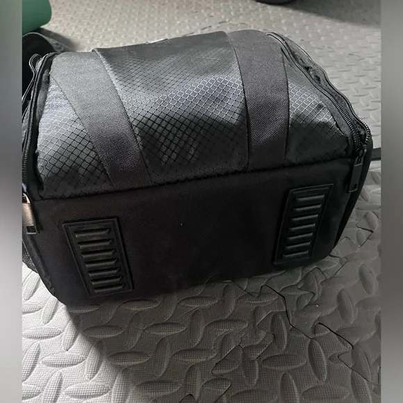 Vivitar Black Camera Backpack - Picture 12 of 15